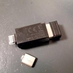 Pen USB & Eletrónica Gevonden op 30/09, como reportado por Van der Valk Hotel Sneek utilizando o iLost