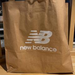 Bag new balance がiLostで Designer Outlet Roermond によって報告されました