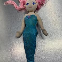 인형, iLost를 사용하여 IKEA Haarlem에 보고됨