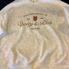 Sweatshirt, come riportato da Hotel V Frederiksplein utilizzando iLost
