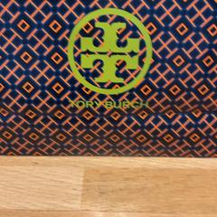 Toryburch, gemeldet von Designer Outlet Roermond über iLost