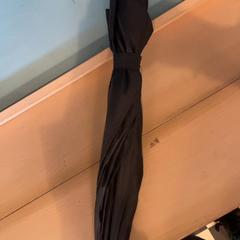 Paraugas, segundo informou Familie Resort Molenwaard usando iLost