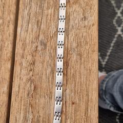 Stainless steel armband، كما تم الإبلاغ عنه عبر iLost