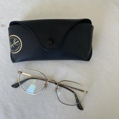 RayBan bril op sterkte، كما تم الإبلاغ عنه عبر iLost