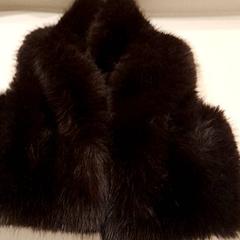 Colete gilet,zara, como reportado por Van der Valk Hotel Schiphol utilizando o iLost