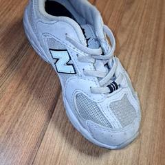 Topánka, ako bolo nahlásené Qbuzz DMG pomocou iLost