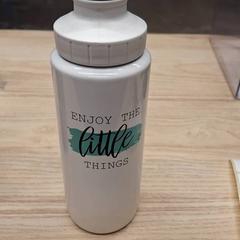 Termoska gourde, ako bolo nahlásené IKEA Montpellier pomocou iLost