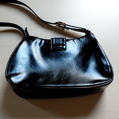 Torba - handtas, zgłoszono przez Regio Antwerpen - Brussel przy użyciu iLost