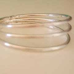 Silver coloured ring, jak bylo nahlášeno na iLost