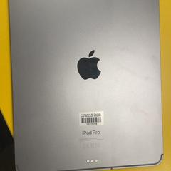 Läsplatta Ash Colour, rapporterat av MEININGER Hotel Dresden Zentrum med iLost