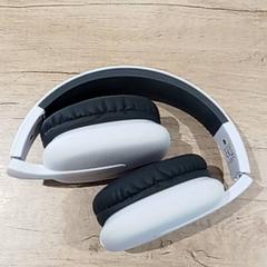 Elektronika Hoofdtelefoon, ako bolo nahlásené Regio Antwerpen - Brussel pomocou iLost