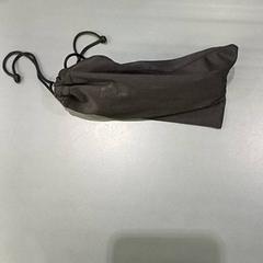 Óculos de sol, como reportado por Qbuzz GD Groningen HS utilizando o iLost