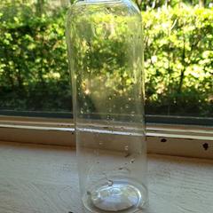 Bouteille à boire, a été signalé par DierenPark Amersfoort utilisant iLost