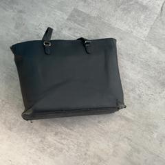 Schulranzen, gemeldet von Arriva Achterhoek-Rivierenland über iLost