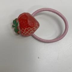 ヘアゴム, som rapportert av IKEA新三郷 ved bruk av iLost