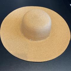 Hat, as reported by Johan Cruijff ArenA using iLost