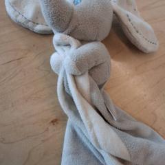 İLost kullanarak IKEA Lyon Grand Parilly tarafından bildirildiği gibi Doudou jumbo Gris et écru