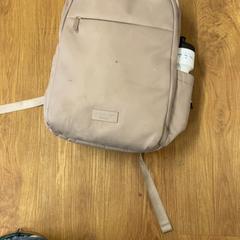 Mochila, segundo informou GVB usando iLost