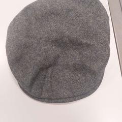 Casquette Grijs, as reported by Vrije Universiteit Amsterdam using iLost