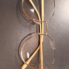 Lentes, segundo informou IKEA Ringsaker usando iLost