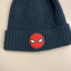 Txapela Spiderman, gisa salatu by Burgers' Zoo iLost erabiliz