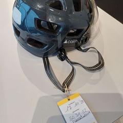 İLost kullanarak Regio West-Vlaanderen tarafından bildirildiği gibi Kask Zwart, merk Cairn, met doorzichtige voorklep