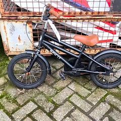 Bicicleta Spirit, como reportado por Stadswerk072 utilizando o iLost