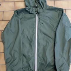 의류 - Jas groen, iLost를 사용하여 Regio Oost-Vlaanderen에 보고됨