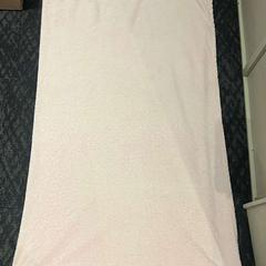 Lenzuolo Pink, come riportato da Van der Valk Hotel Amsterdam-Amstel utilizzando iLost