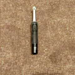 Elektryczna szczoteczka do zębów electrische, zgłoszono przez Van der Valk Hotel Apeldoorn - De Cantharel przy użyciu iLost