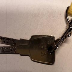 Kľúče, ako bolo nahlásené Qbuzz ZHN pomocou iLost