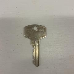 鍵 がiLostで Het Amsterdamse Winterparadijs によって報告されました