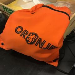 Pet, a été signalé par Qbuzz U-OV utilisant iLost