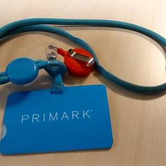 Porte-cartes - Badge Primark, a été signalé par Regio Oost-Vlaanderen utilisant iLost