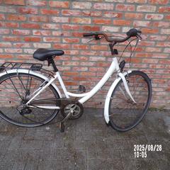 Bicicleta , Voorzorg, wit, damesmodel, ha sido reportado por Fietsdepot Leopoldsburg con iLost