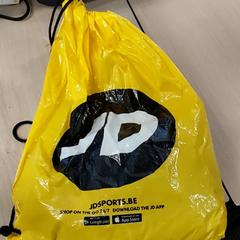 Sac Zwemgerief, a été signalé par Regio Limburg - Leuven utilisant iLost