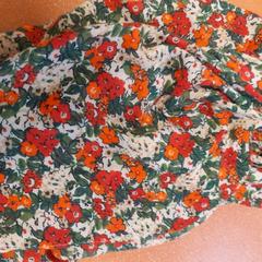 الوشاح fleurie، كما تم الإبلاغ عنه بواسطة TCL عبر iLost