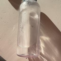 Bottiglia, come riportato da HTM utilizzando iLost