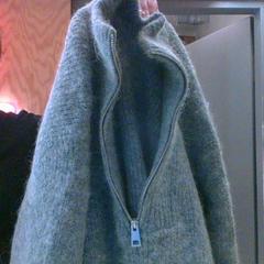 Sweatshirt, zgłoszono przez MEININGER Hotel Innsbruck Zentrum przy użyciu iLost