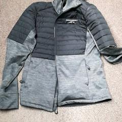 Dzseki Grijs swedemount, amint azt Burgers' Zoo az iLost segítségével jelentette.