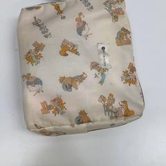 ポーチバッグ がiLostで IKEA新三郷 によって報告されました