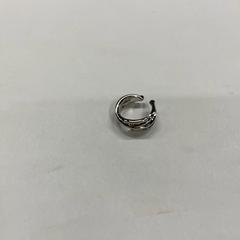 イヤーカフ, segons ha informat IKEA横浜 mitjançant iLost