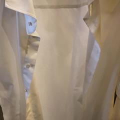 ブラウス がiLostで Van der Valk Hotel Heerlen によって報告されました