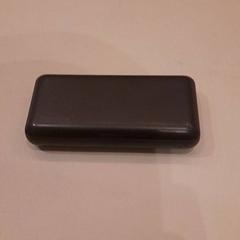 Powerbank Zwart, zgłoszono przez Van der Valk Hotel Schiphol przy użyciu iLost