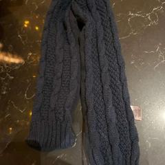 Sjaal, zoals gemeld door Van der Valk Hotel Veenendaal met iLost