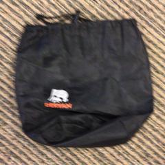 Tasjes, jak nahlášeno Canisius-Wilhelmina Ziekenhuis pomocí iLost