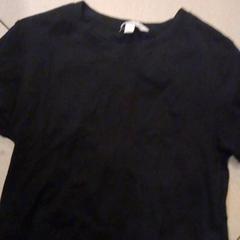 بلوزة، كما تم الإبلاغ عنه بواسطة Leonardo Royal Hotel Amsterdam عبر iLost