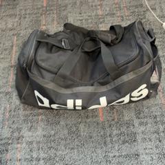 Táska, amint azt Connexxion Amstelland-Meerlanden Schiphol Noord az iLost segítségével jelentette.