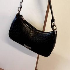 Taška, ako bolo nahlásené Qbuzz ZHN pomocou iLost