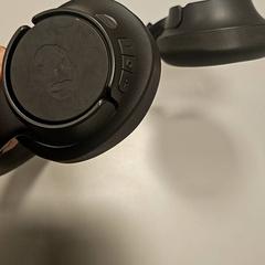 Headphone, ako bolo nahlásené Vrije Universiteit Amsterdam pomocou iLost